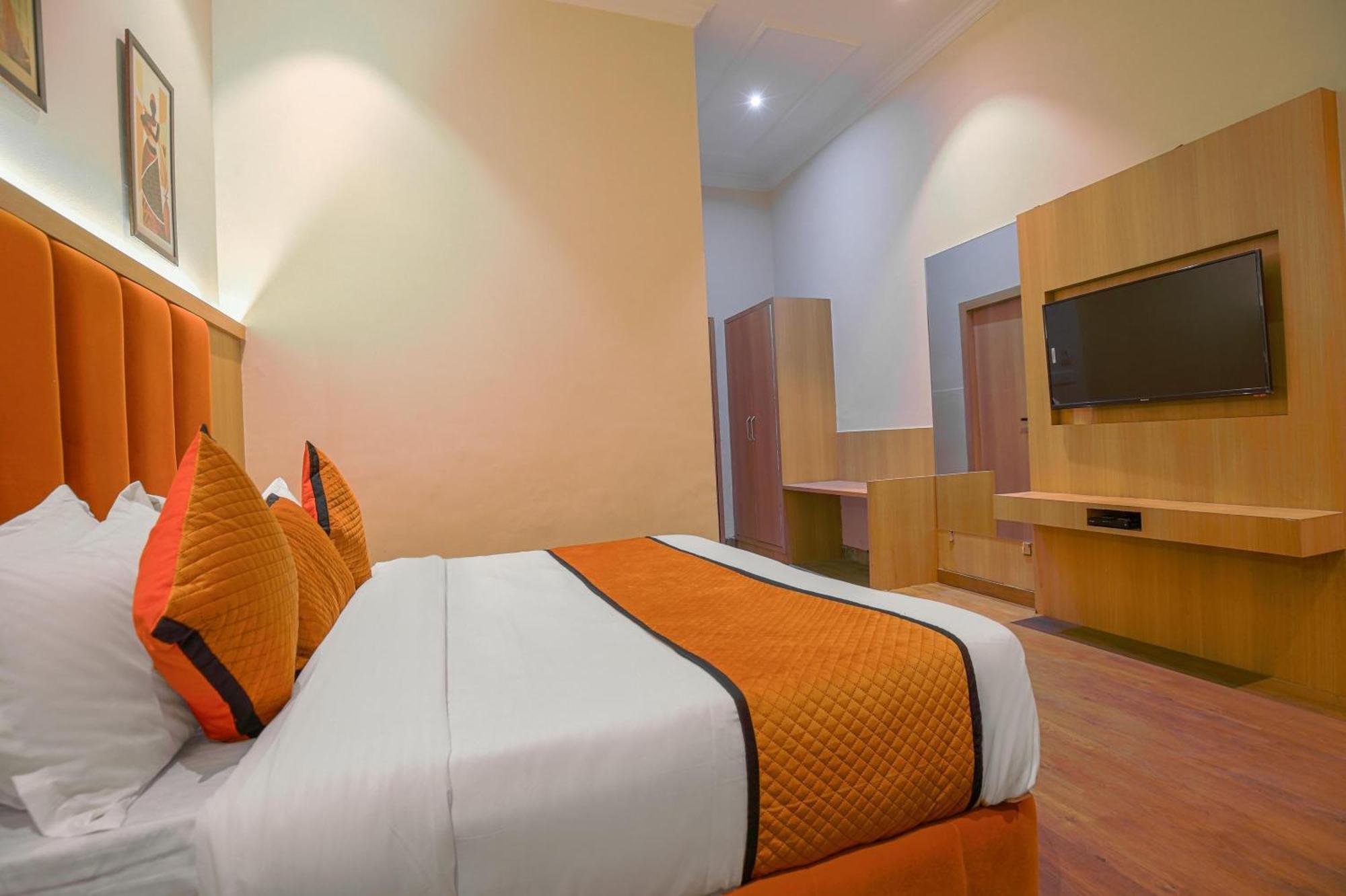 Hotel Ricky By Sahibs Group アムリトサル エクステリア 写真